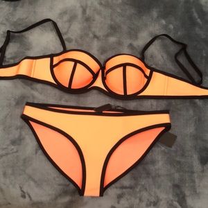 Triangl Milly Arizona sunset bikini S/M NWT